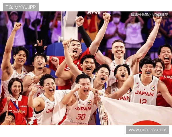 中国篮球队迎战世界强敌 力争东京奥运会入场券全力备战 中国篮球队迎战世界强敌 力争东京奥运会入场券全力备战