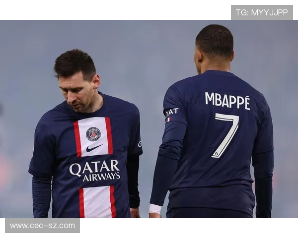 梅西与巴黎圣日耳曼续约谈判陷入僵局 未来去向引发球迷热议