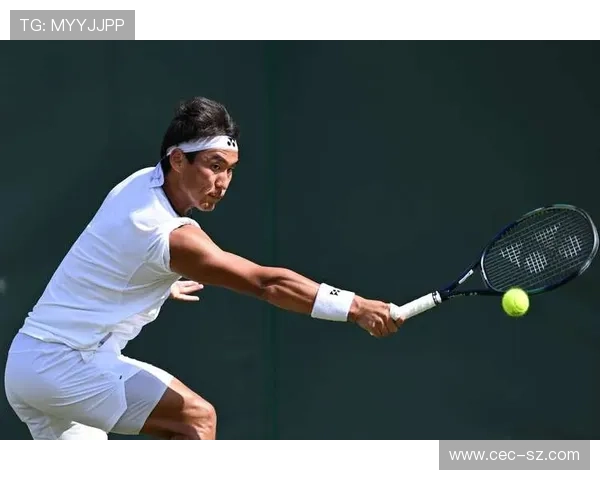 世界网球新星激战年终总决赛 赛季收官战精彩纷呈