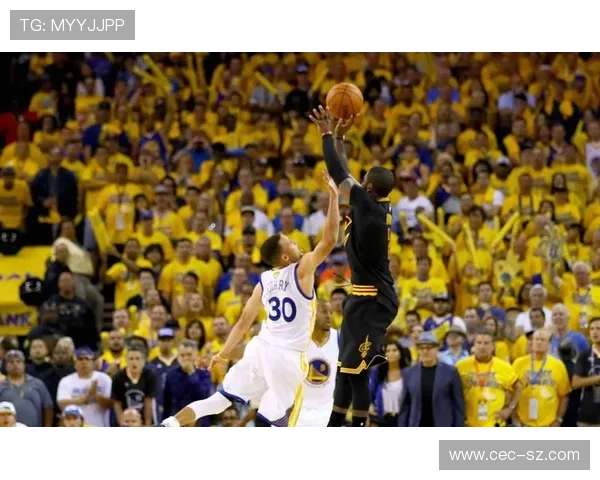 詹姆斯刷新历史纪录 勇士战术调整助力库里再创三分传奇